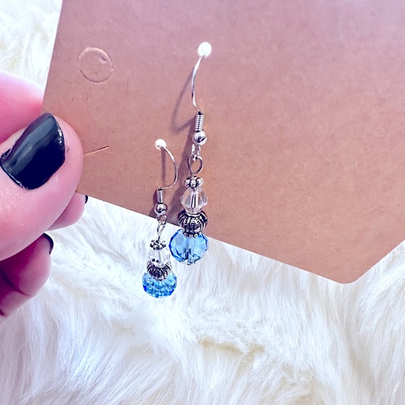 ๐Czech Blue Sapphire 8mmRound Faceted Round Beaded+Clear Crystal Silver Earring - Picture 10 of 16